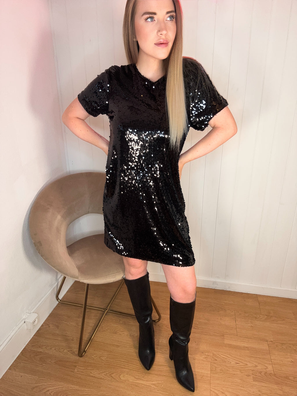 Robe à sequins noir
