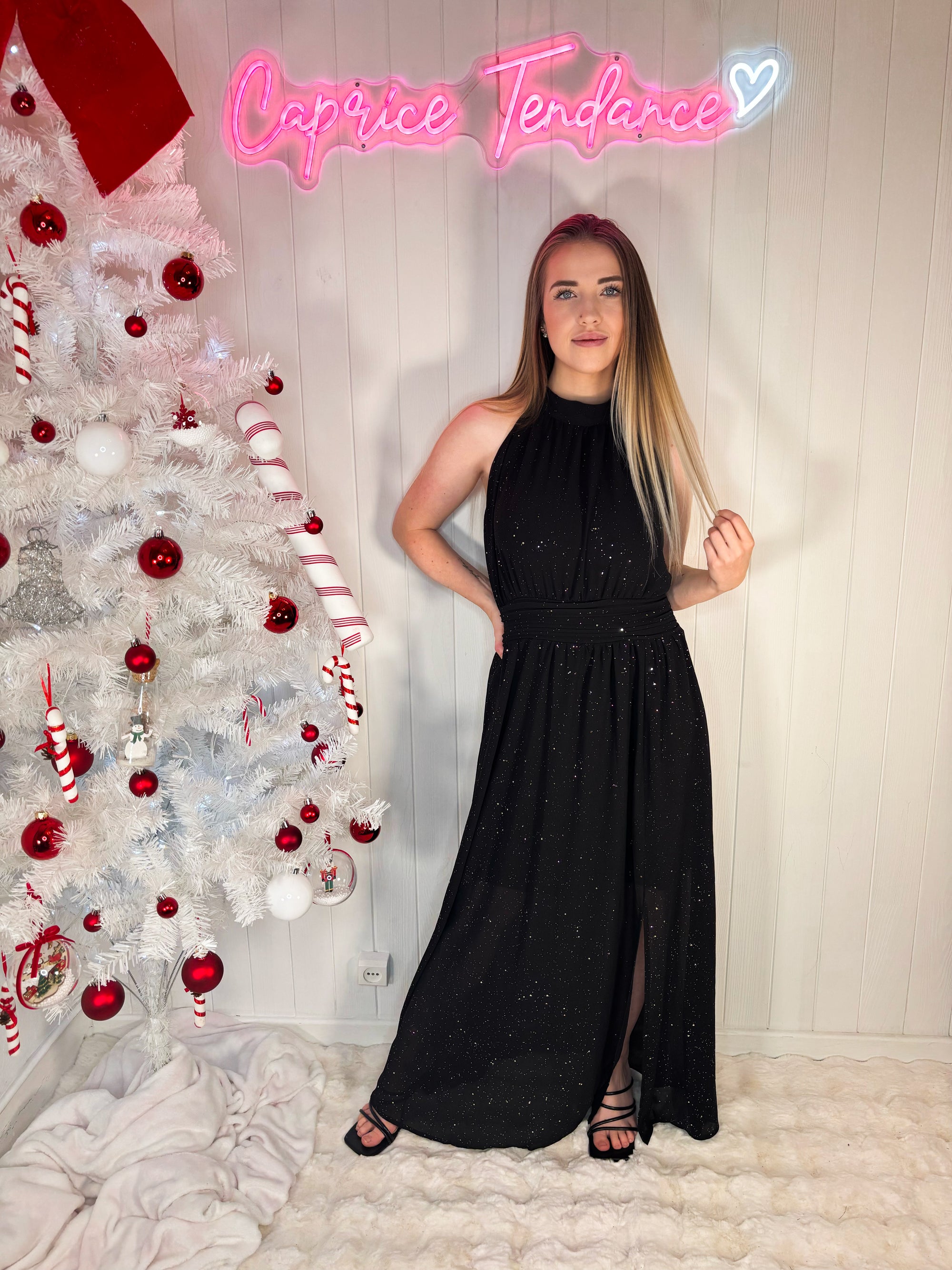 Robe à fente pailletée