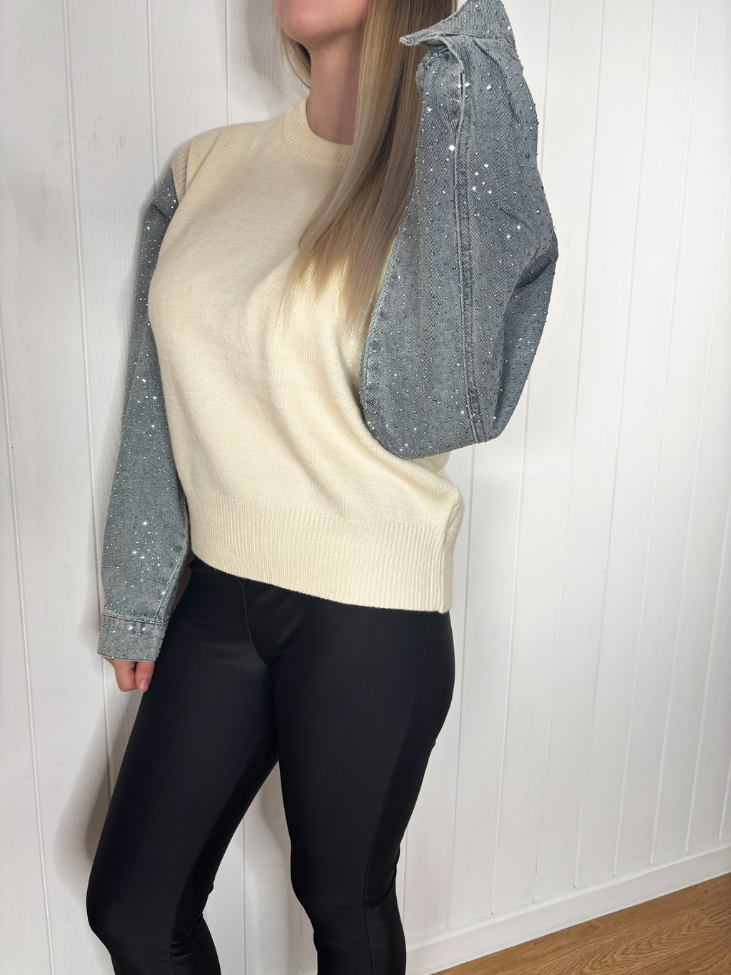 Pull manches à strass