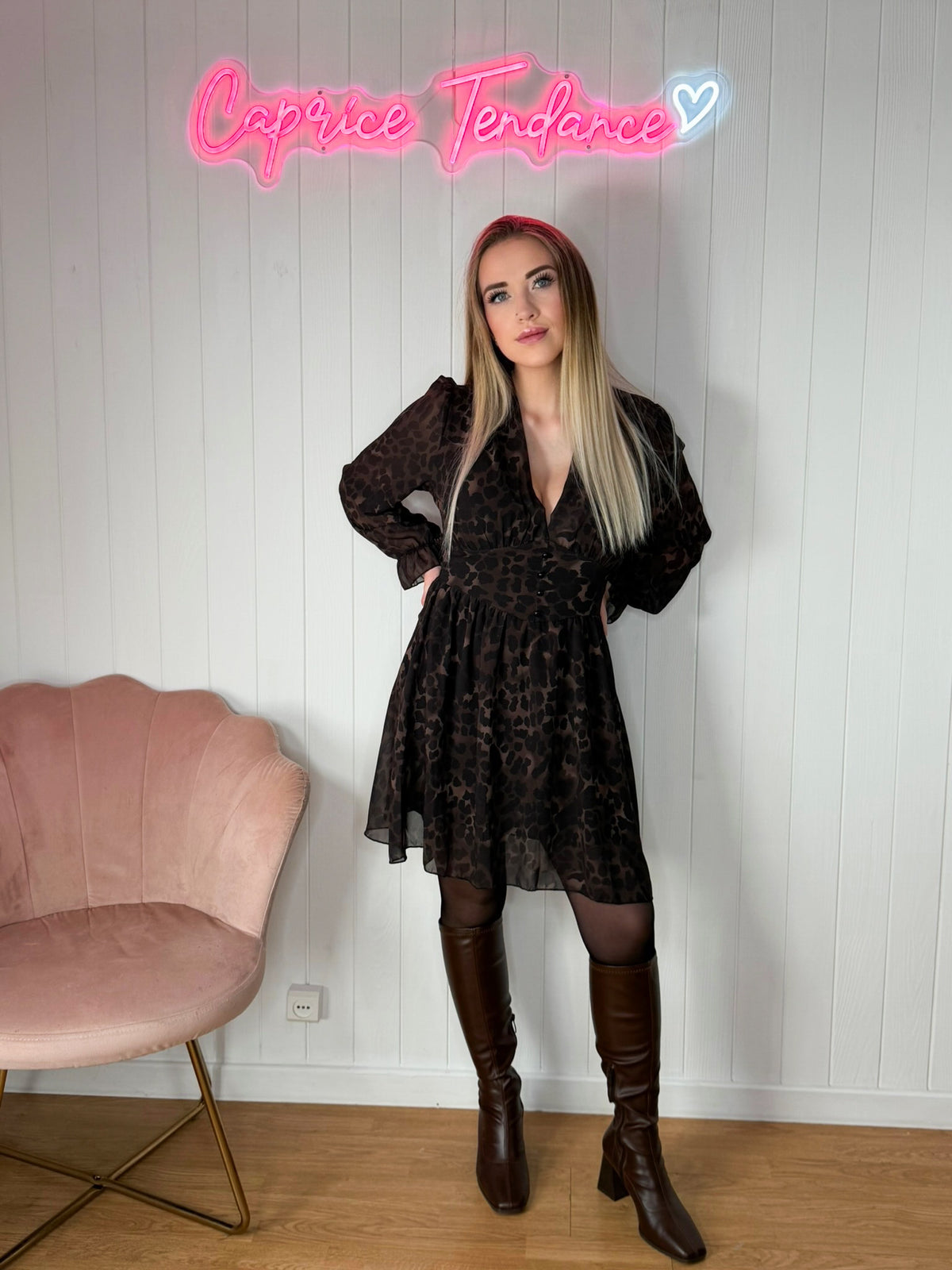 Robe courte léopard